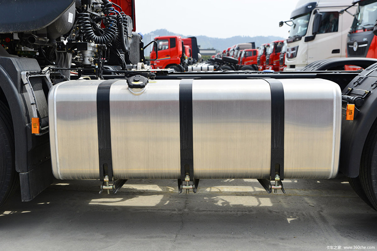 DONGFENG  _8