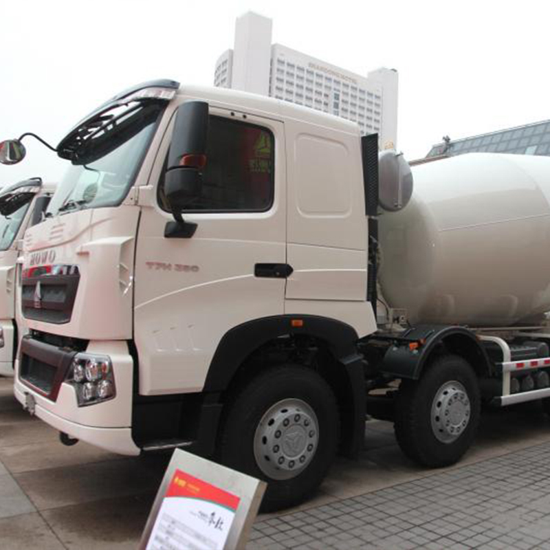 Used Sinotruk Howo 8x4  _1